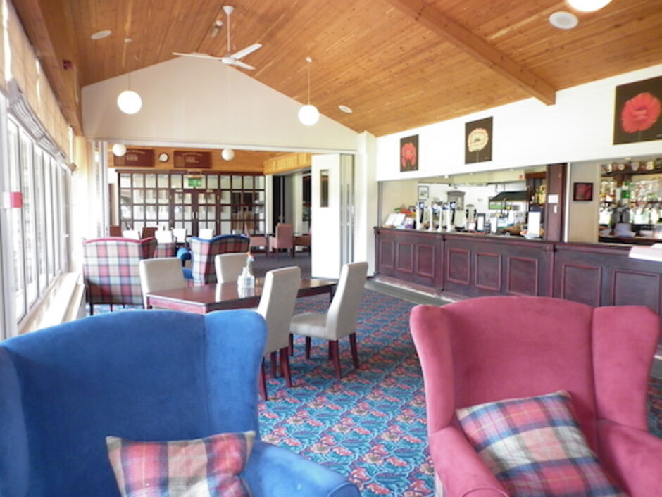 Relax after your round in the Swift Bar | Lutterworth Golf Club Relax after your round in the Swift Bar | Lutterworth Golf Club