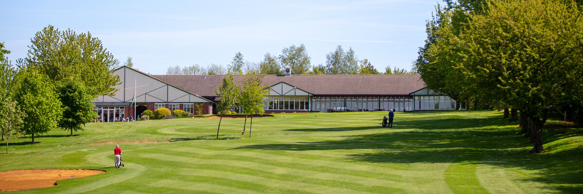 Towards the 18th Green and Clubhouse